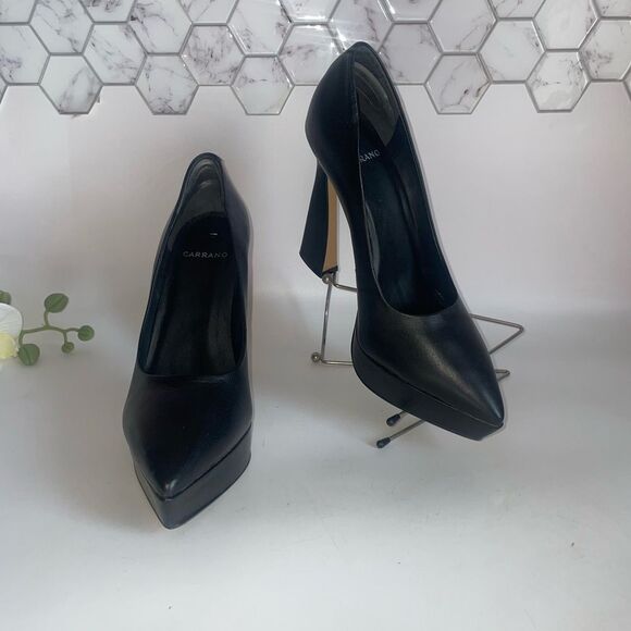 GORGEOUS!!❤️🔥❤️Carrano Sleek & Sexy Black Flared Heels - Picture 7 of 14